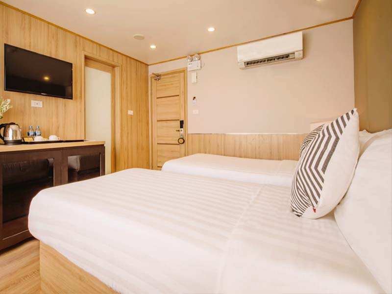 Athena Elegance Cruise - Athena Executive Suite with Single Cabin