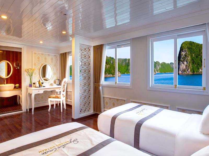 signature-royal-cruise-rooms-16