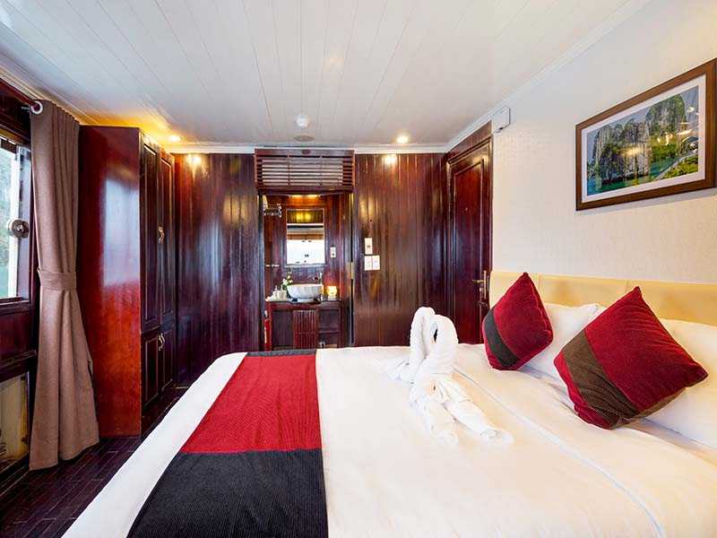 Paloma Cruise - Premium Ocean View ( Double / Twin )