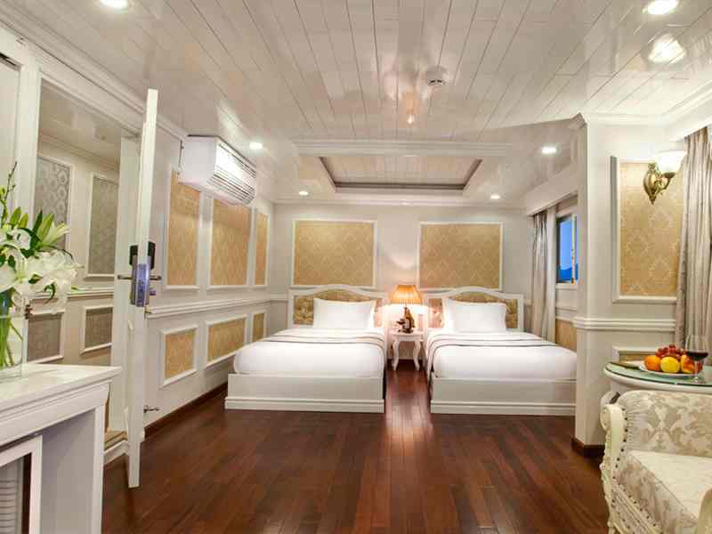 Signature Junior Suite Double / Twin Cabin