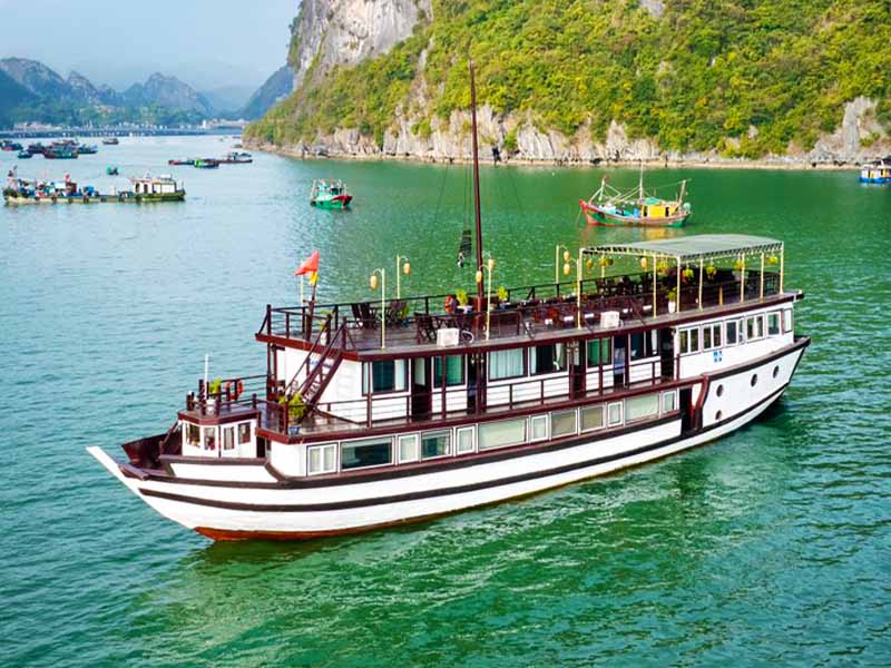 Bai Tu Long Bay Tour 3 Days 2 Nights on Garden Bay Deluxe Cruise