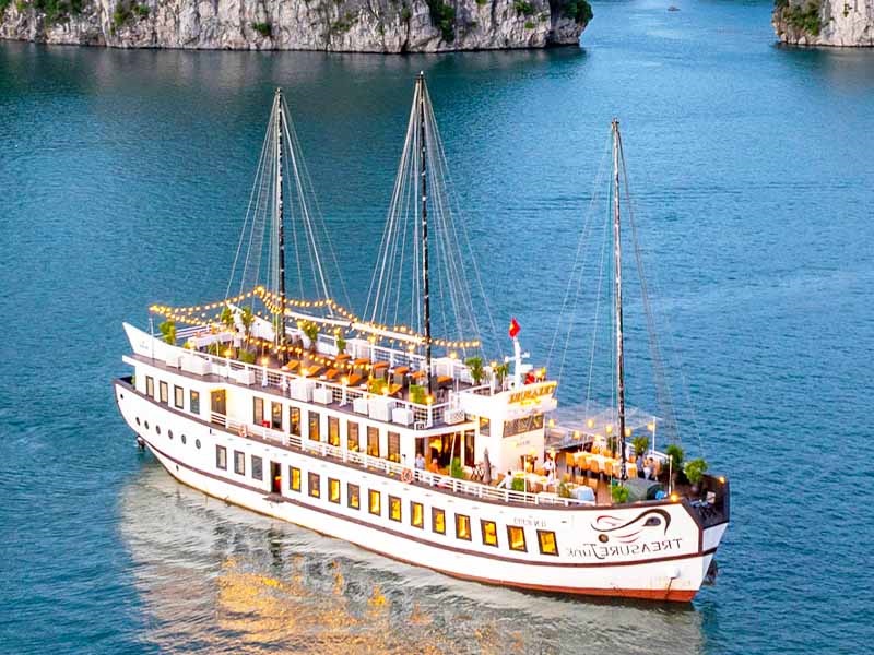 Bai Tu Long Bay Cruise 2 Days 1 Night on Treasure Junk Boutique