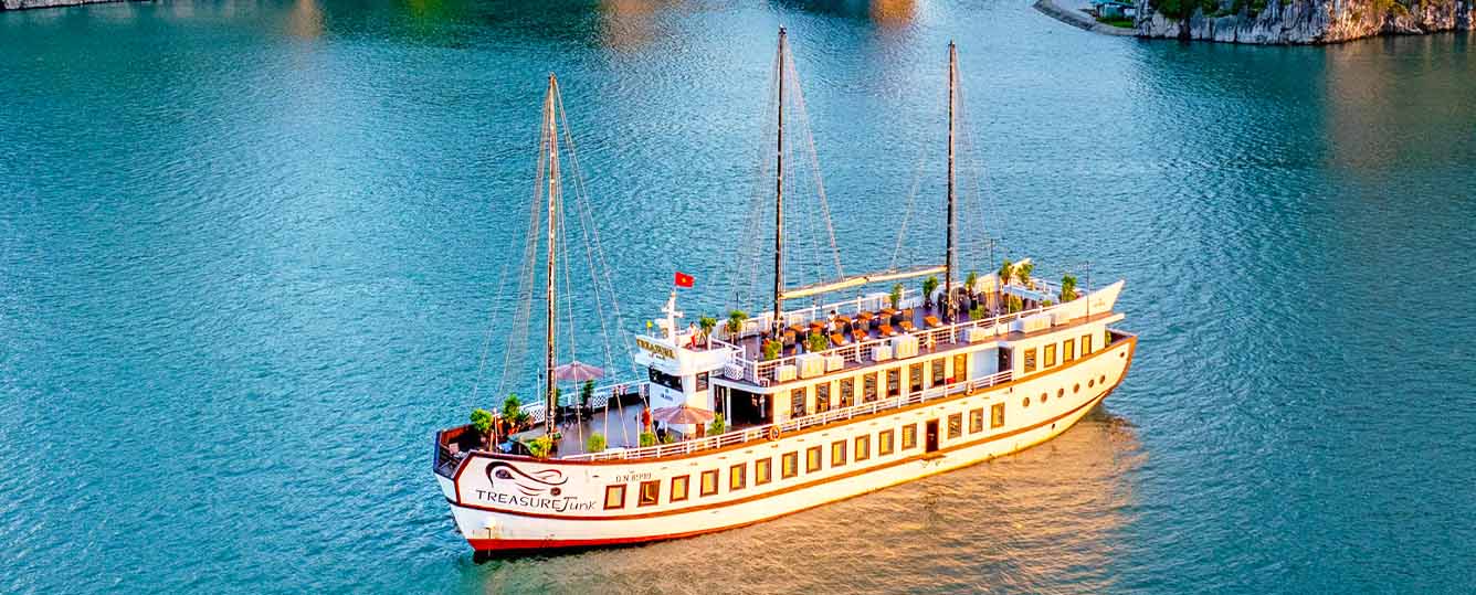 Bai Tu Long Bay Cruise 2 Days 1 Night on Treasure Junk Boutique